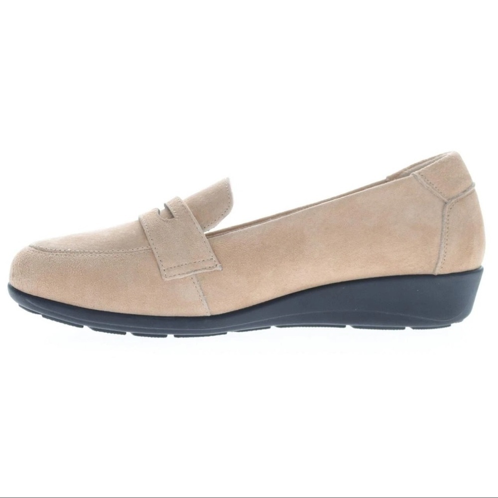 Propet
NIB Propet Women's Yetta Slip-On
Loafer size 11W elegant professional - Picture 3 of 7